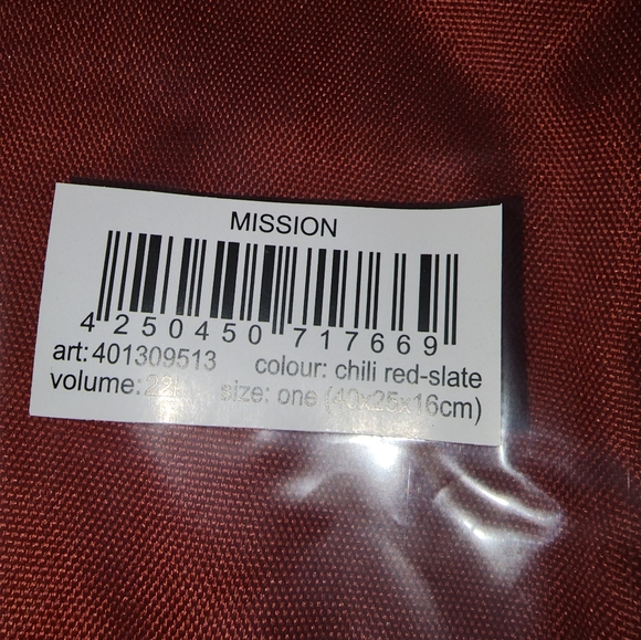 EVOC NWT MISSION 22L BACKPACK.  A - Picture 4 of 5